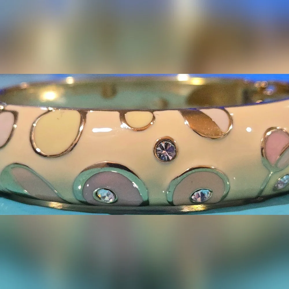 Nordstrom Sequin Bubble Enamel Sparkling Crystals Hinge Bangle‎ Bracelet NWOT